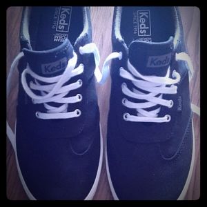 Black Keds